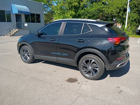 Used 2020 Buick Encore GX Select FWD image 2