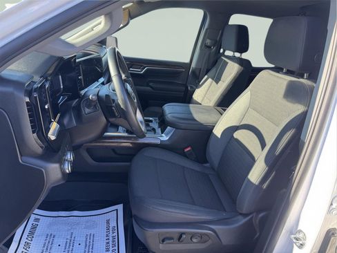 Used 2024 GMC Sierra 1500 Elevation image 17