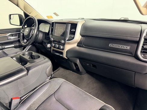 Used 2020 RAM 1500 Laramie w/ Off Road Group AWD/4WD image 28