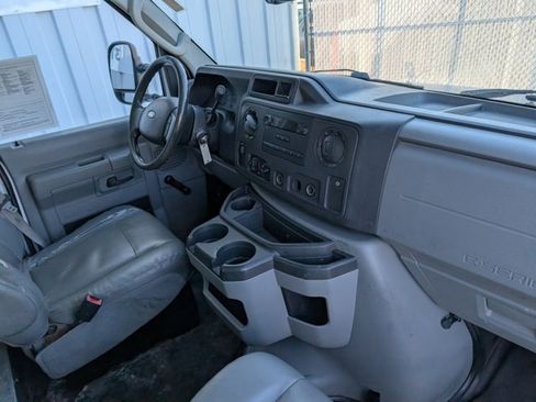 Used 2014 Ford E-350 and Econoline 350 Super Duty image 24