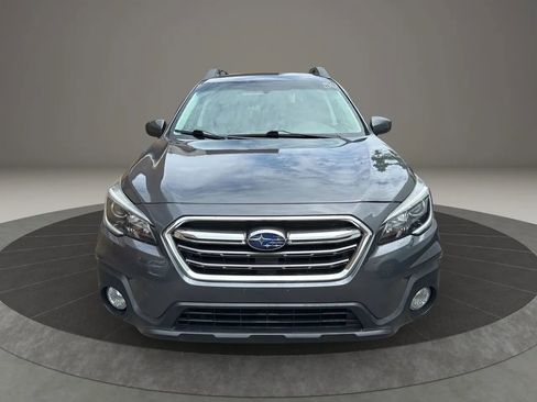 Used 2018 Subaru Outback 2.5i Premium image 2
