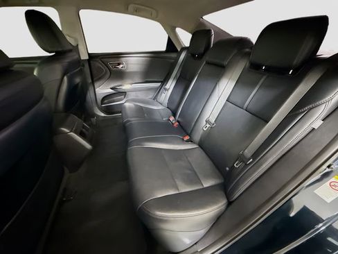 Used 2017 Toyota Avalon XLE image 24