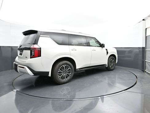 New 2026 Nissan Armada SL w/ Captain's Chari Seat Package AWD/4WD image 5