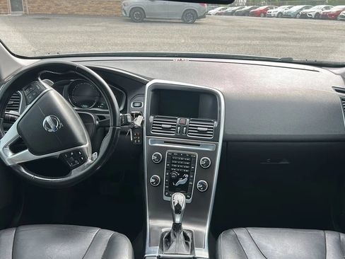 Used 2015 Volvo XC60 T6 Premier Plus AWD/4WD image 20