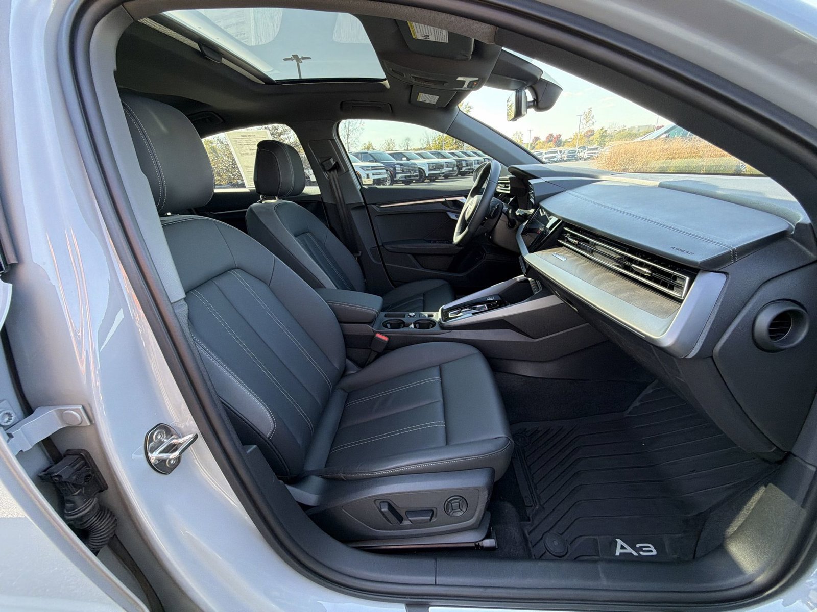 Used 2025 Audi A3 2.0T Premium AWD/4WD image 24