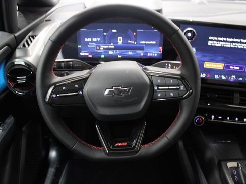 New 2026 Chevrolet Equinox EV RS image 29