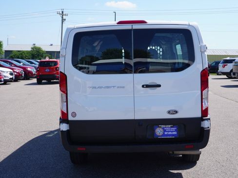 Used 2025 Ford Transit 250 Low Roof w/ Exterior Upgrade Package RWD image 4