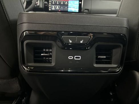 New 2026 GMC Sierra 1500 AT4 w/ AT4 Premium Package AWD/4WD image 22