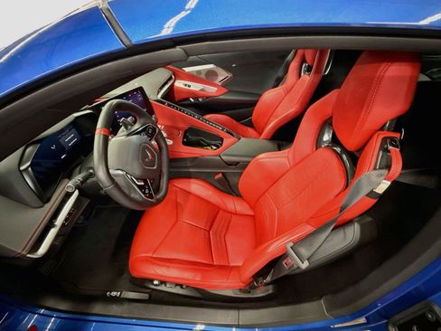 Used 2023 Chevrolet Corvette Stingray Preferred Cpe w/ Z51 Performance Package RWD image 5