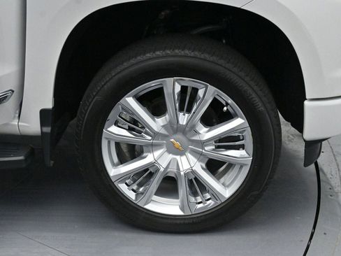 Used 2023 Chevrolet Silverado 1500 High Country w/ High Country Premium Package image 35