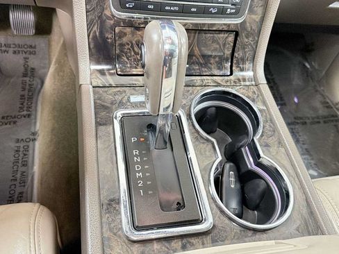 Used 2015 Lincoln Navigator 4WD image 22