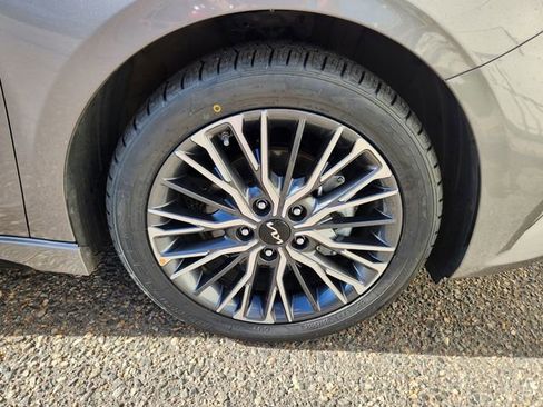 Used 2023 Kia Forte GT-Line w/ GT-Line Technology Package image 22