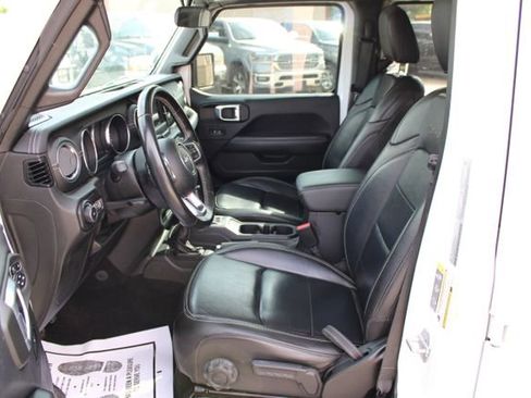 Used 2021 Jeep Wrangler Unlimited Sahara w/ Safety Group AWD/4WD image 11