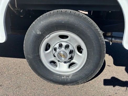 New 2025 Chevrolet Express 3500 w/ Power Convenience Package image 9