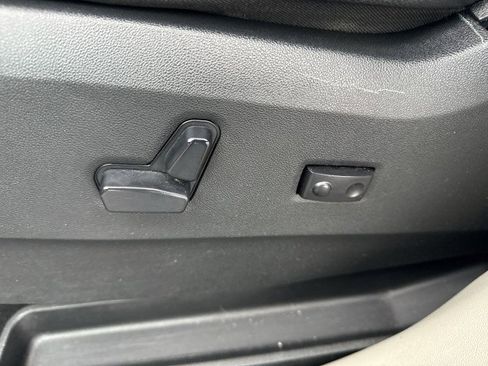 Used 2018 Dodge Grand Caravan SXT image 14