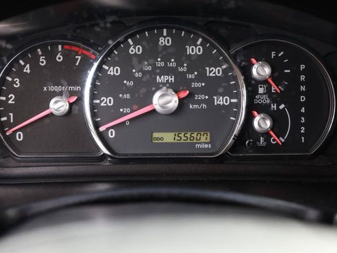 Used 2011 Mitsubishi Endeavor LS AWD/4WD image 40