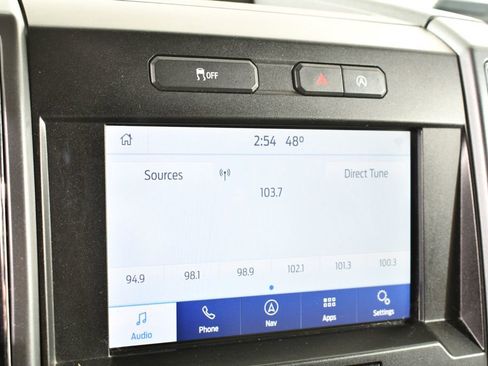 Used 2020 Ford F150 XLT w/ Equipment Group 302A Luxury AWD/4WD image 28