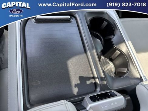 Certified 2025 Ford Expedition Max Platinum w/ Driver's Package image 32