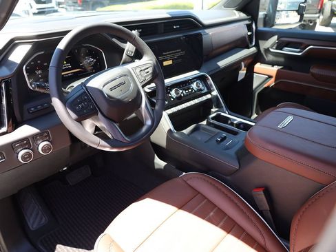 New 2026 GMC Sierra 3500 Denali Ultimate AWD/4WD image 12