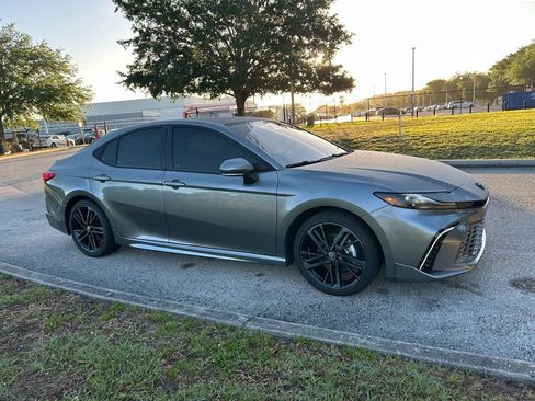 Used 2026 Toyota Camry XSE image 7