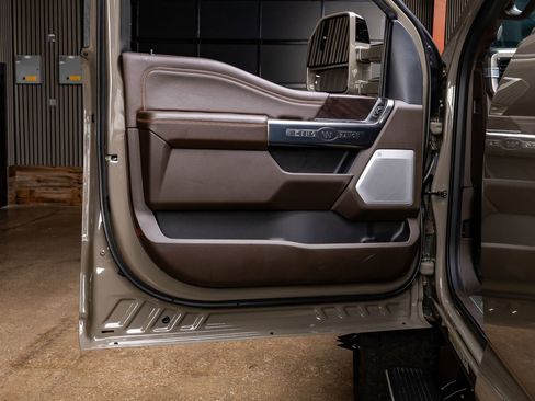 Used 2026 Ford F450 King Ranch w/ Chrome Package image 36