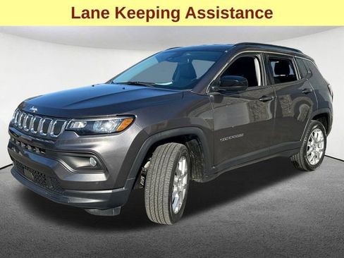 Used 2022 Jeep Compass Latitude AWD/4WD image 5