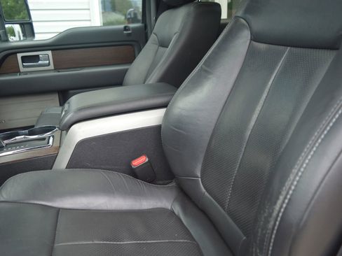 Used 2014 Ford F150 Lariat w/ Equipment Group 502A Luxury AWD/4WD image 12