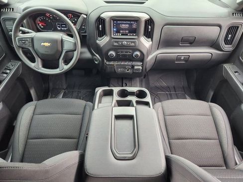 Used 2025 Chevrolet Silverado 1500 Custom image 26