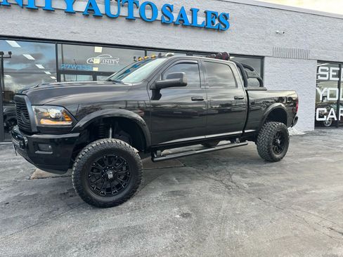Used 2018 RAM 2500 Laramie w/ Sport Appearance Group image 4