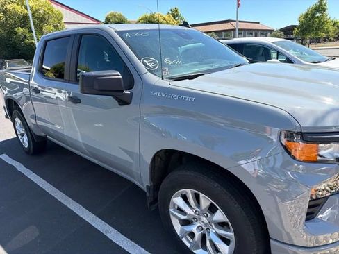 Used 2024 Chevrolet Silverado 1500 Custom RWD image 2