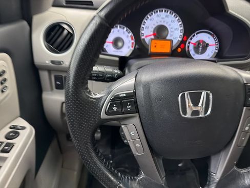 Used 2013 Honda Pilot Touring image 27