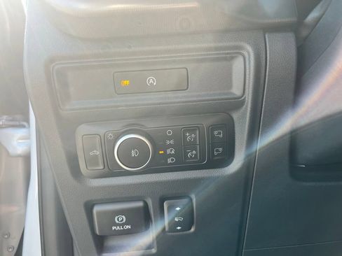 Used 2025 Ford F150 Platinum w/ Equipment Group 702A High AWD/4WD image 15