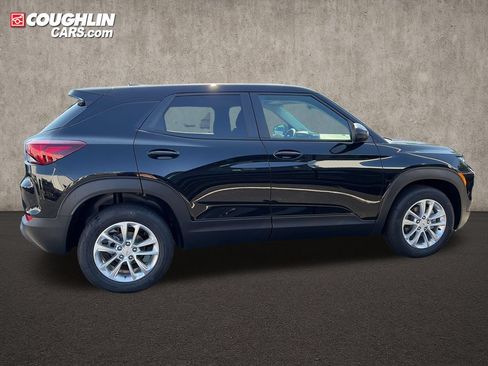 New 2026 Chevrolet TrailBlazer LS w/ LS Convenience Package FWD image 9
