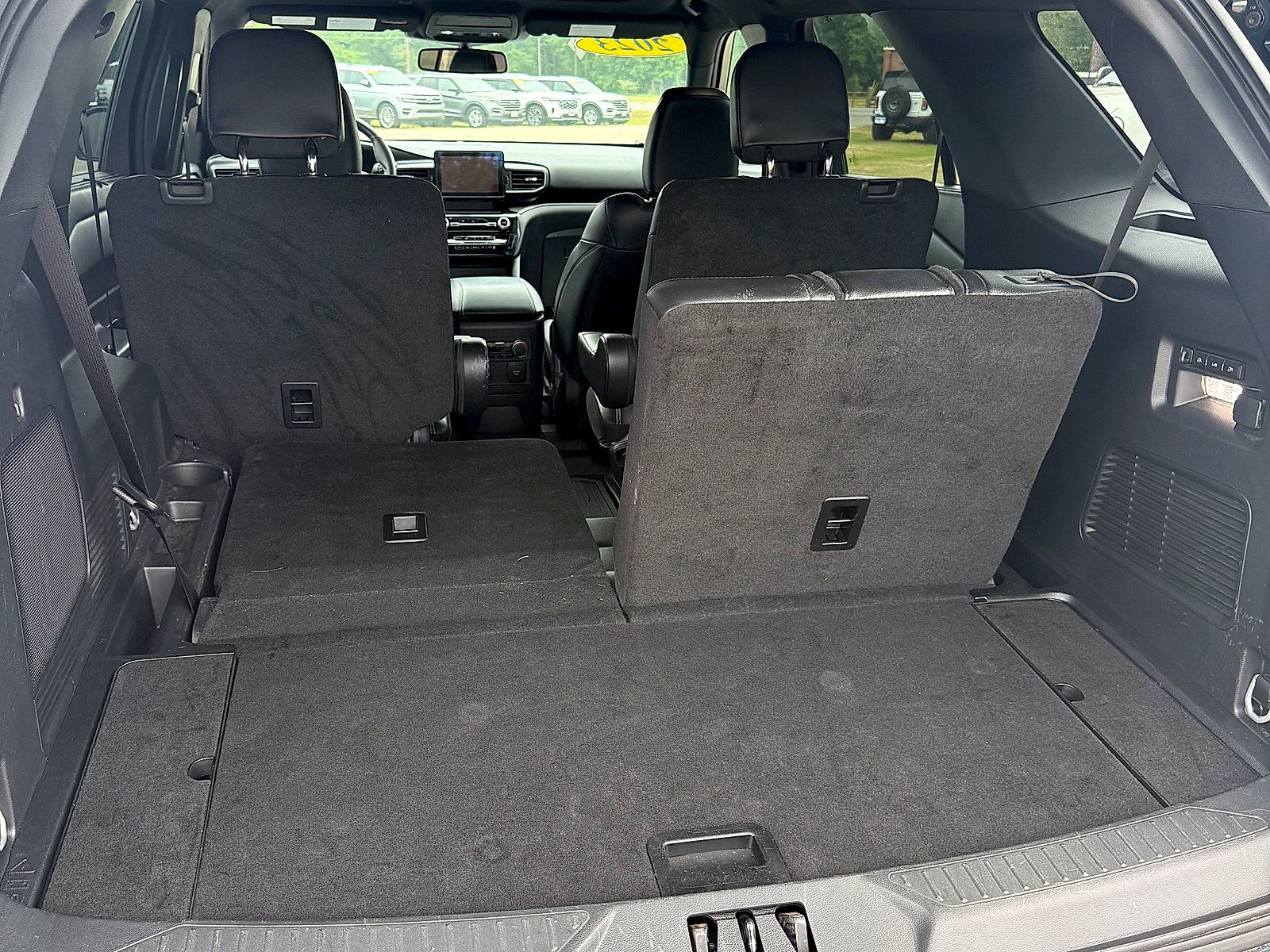 Used 2023 Ford Explorer ST w/ Equipment Group 401A AWD/4WD image 10