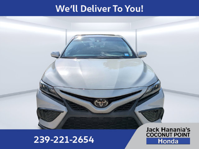 Used 2023 Toyota Camry SE w/ Cold Weather Package FWD image 8