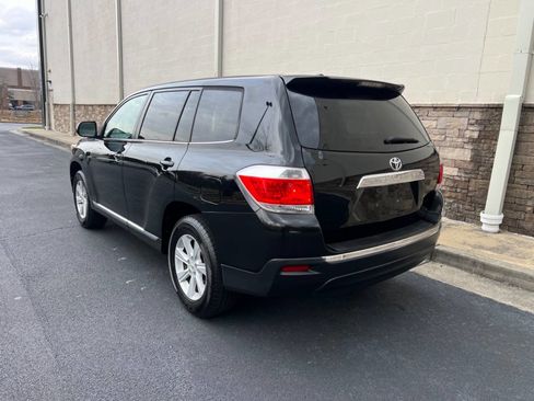 Used 2011 Toyota Highlander 2WD image 5