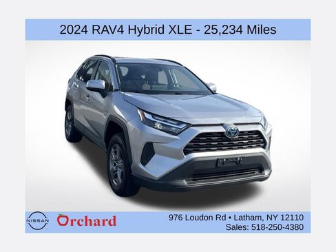 Used 2024 Toyota RAV4 XLE w/ Convenience Package AWD/4WD image 1