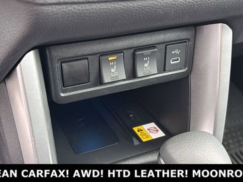 Used 2023 Toyota Corolla Cross XLE w/ Convenience Package image 17