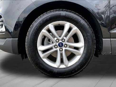 Certified 2020 Ford Edge SEL FWD image 9