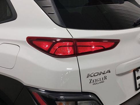 Certified 2023 Hyundai Kona SEL w/ Convenience Package image 35