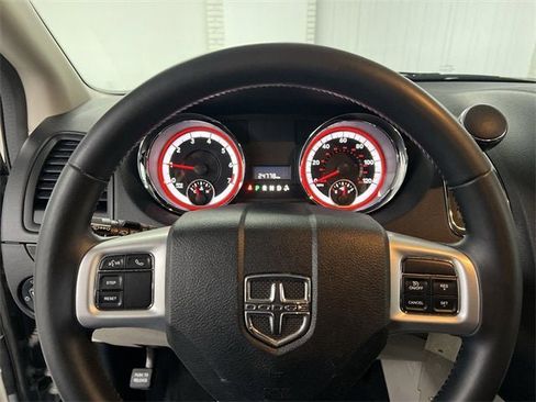 Used 2017 Dodge Grand Caravan SE w/ Power Window Group image 11