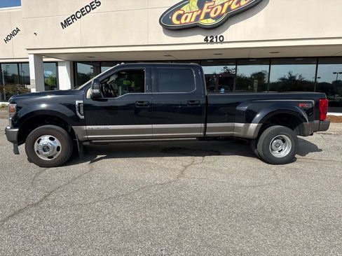 Used 2022 Ford F350 King Ranch w/ King Ranch Ultimate Package AWD/4WD image 11