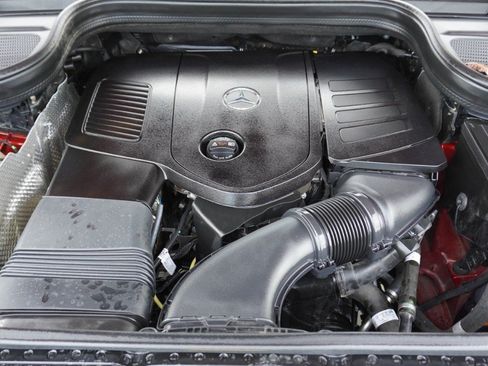 Used 2025 Mercedes-Benz GLE 350 4MATIC image 38