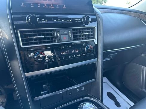 Used 2023 INFINITI QX80 Premium Select w/ Cargo Package AWD/4WD image 39
