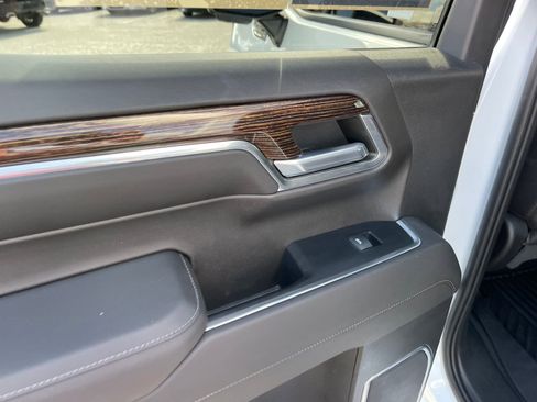 Used 2022 GMC Sierra 1500 Elevation w/ Elevation Premium Package image 21