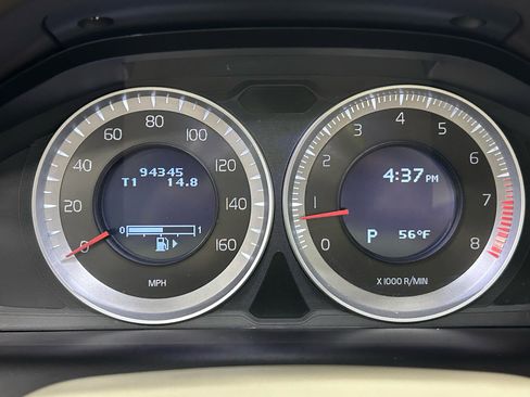 Used 2011 Volvo XC60 3.2 image 13