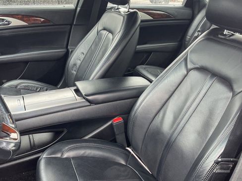 Used 2017 Lincoln MKZ Reserve w/ Climate Package image 2