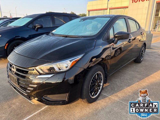 Used 2024 Nissan Versa S FWD image 1