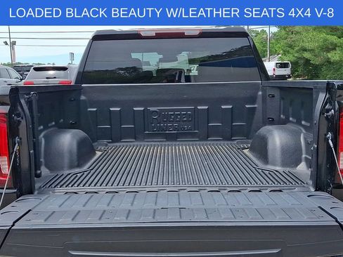 Used 2025 GMC Sierra 1500 SLT AWD/4WD image 30