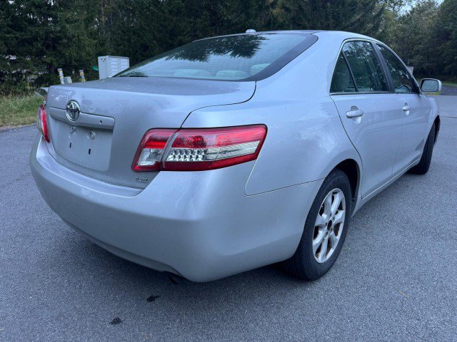 Used 2011 Toyota Camry LE w/ LE Extra-Value Pkg FWD image 8